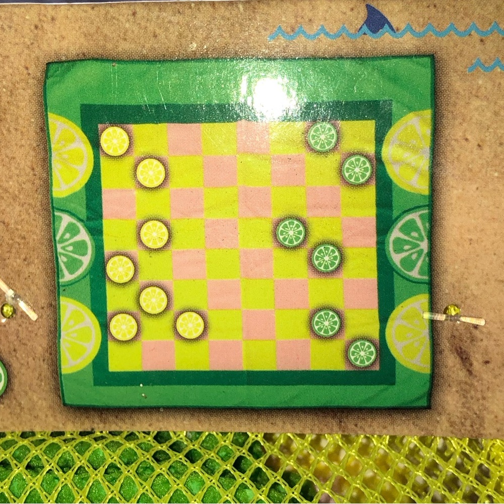 Lemon and Lime Checkers Game, New - Picture 5 of 5